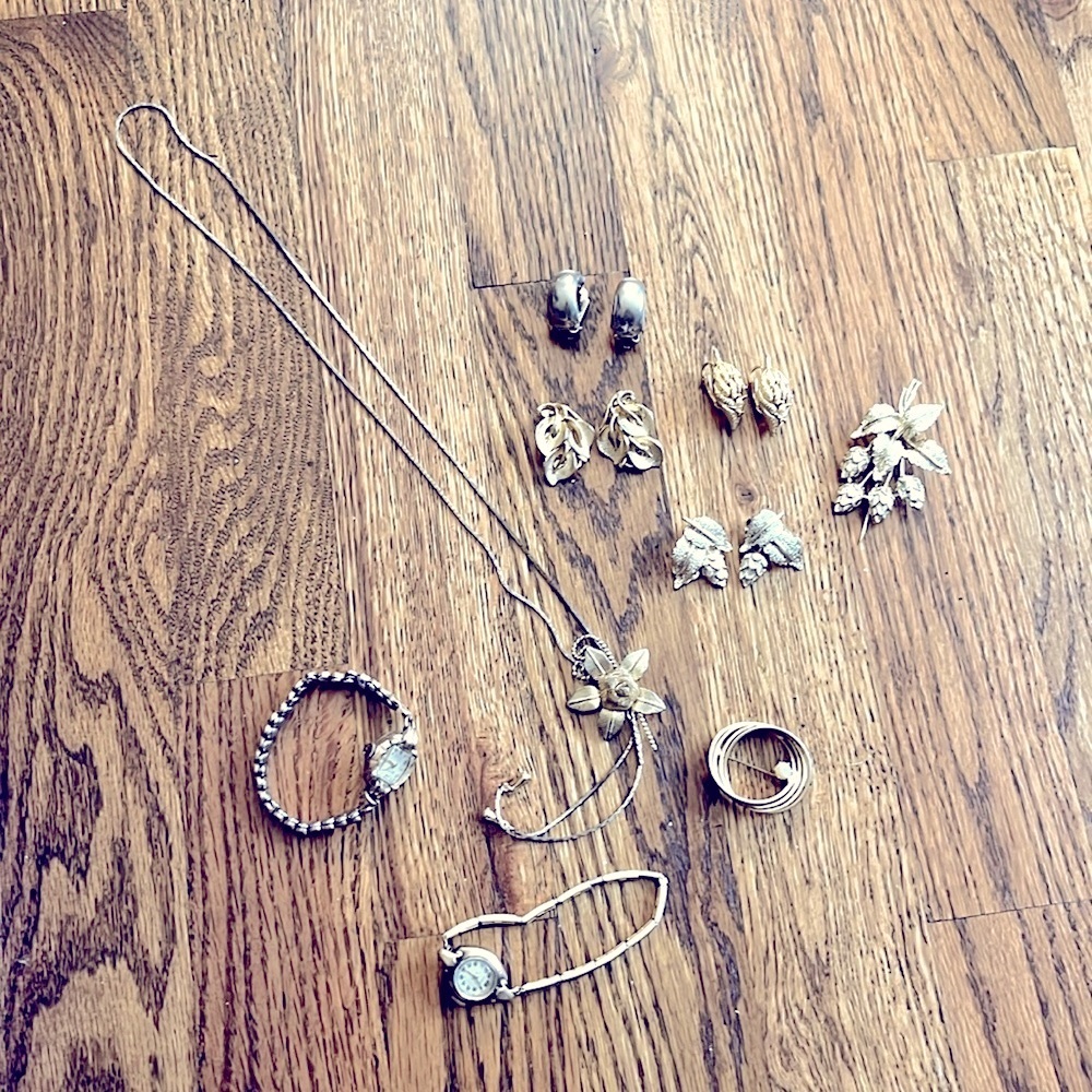 Vintage Gold Plated Clip Earrings Brooch Watches String Necklace